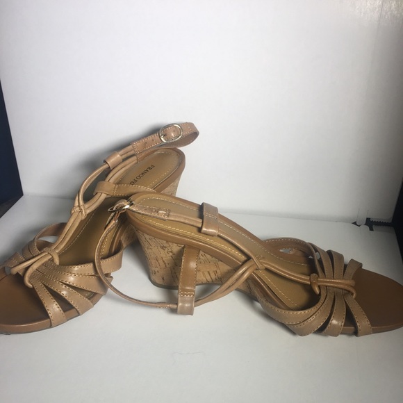 Tan Franco Fortini sling backs shoes size 9 - Picture 2 of 4